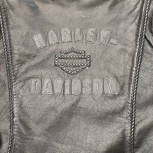 Women’s XL Harley Davidson Leather jacket